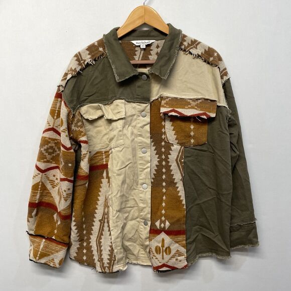 Davi & Dani Women Western Button Snap Shirt Jacket Size Medium Aztec M285 -8 - Picture 1 of 15